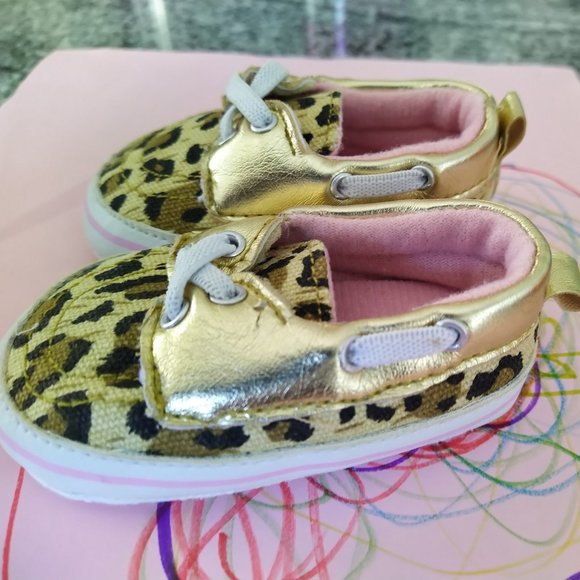 New born Baby shoes - Picture 2 of 2